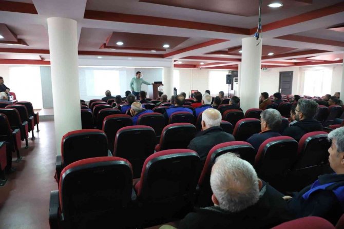 Kahta Belediyesi Personeline İlk Yardım Eğitimi