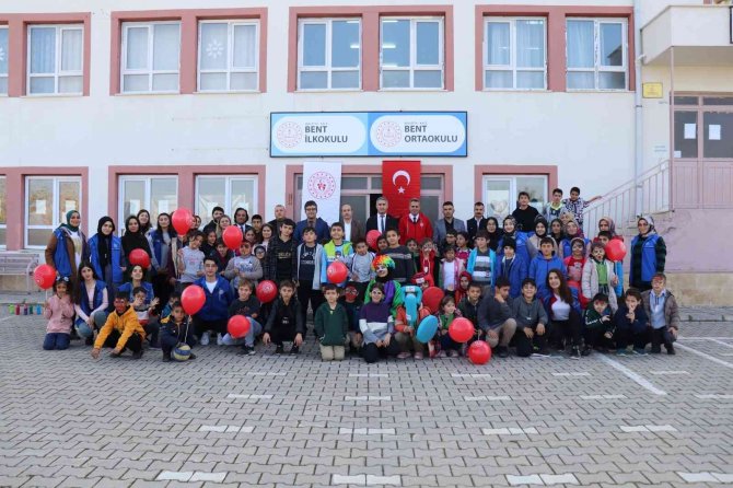 Sağlıklı Çocuklar Şenliği’nde Doyasıya Eğlendiler