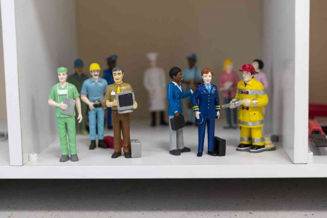 Mersin’de Çocuklara ’Oyun Terapisi’ Hizmeti