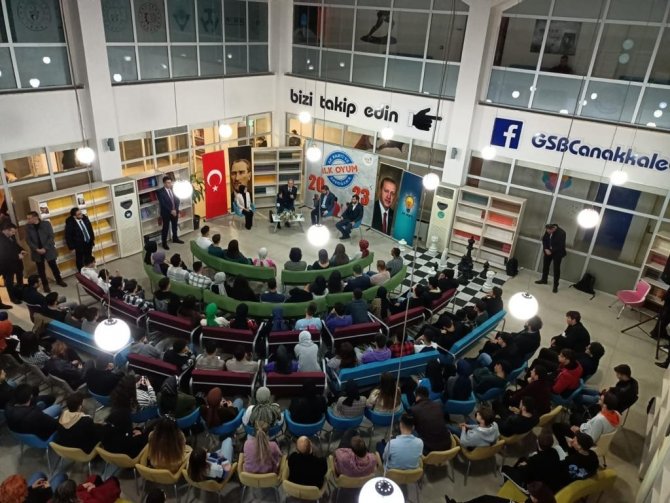 Gençler İstedi, Bakan Akar Cumhurbaşkanı Erdoğan’ı Telefonla Aradı