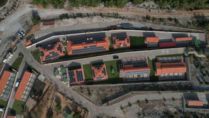 Muğla Büyükşehir Güneşten 3 Milyon 697 Bin Tl’lik Enerji Üretti