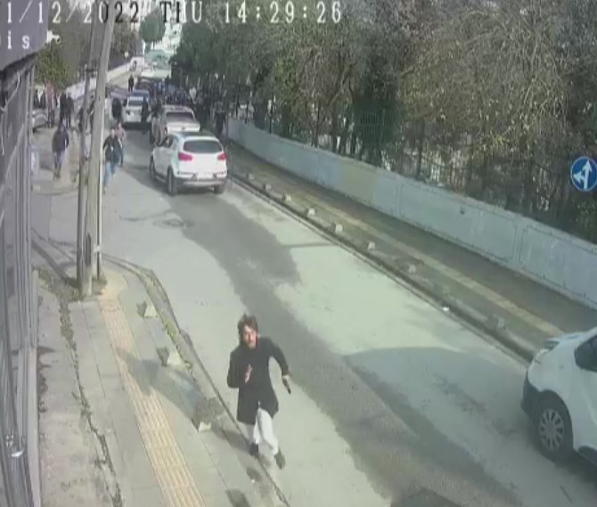 Pendik’te Cenazede Kurşun Yağdırdı, Benzin İstasyonunda Öldüresiye Darp Edildi