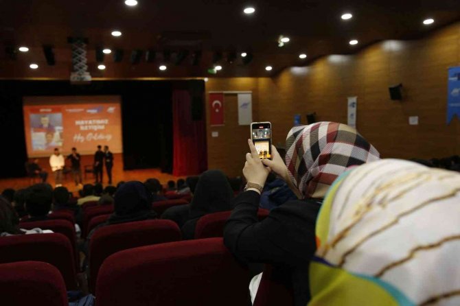 Medyanın Sevilen İsimleri Sultangazi’de