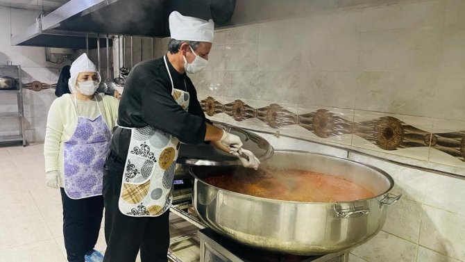 Şırnak’ta Öğrencilere Ücretsiz Yemek Dağıtımı