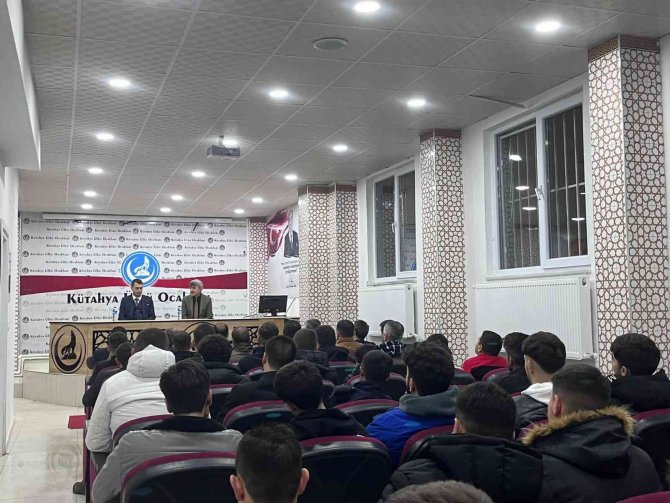Rektör Uysal, ’Ocak Söyleşileri’ Programına Konuk Oldu