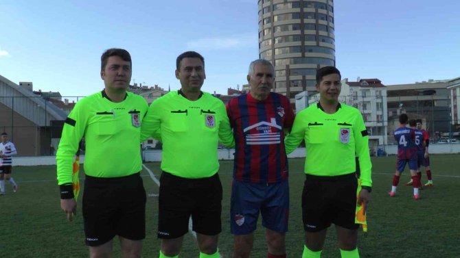 73 Yaşında Transfer Oldu