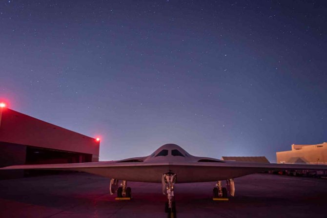 Abd Yeni Nesil Bombardıman Uçağı B-21 Raide’ı Tanıttı