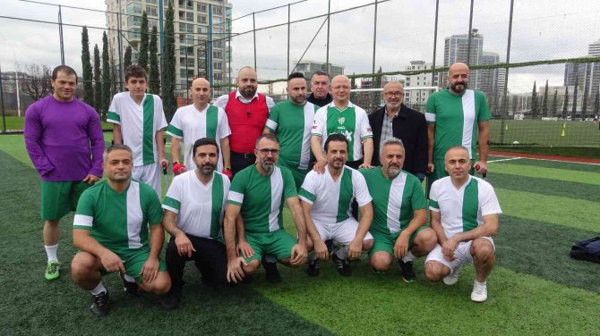 Bursa’da Ampute Futbol Maçında ‘Dostluk’ Kazandı