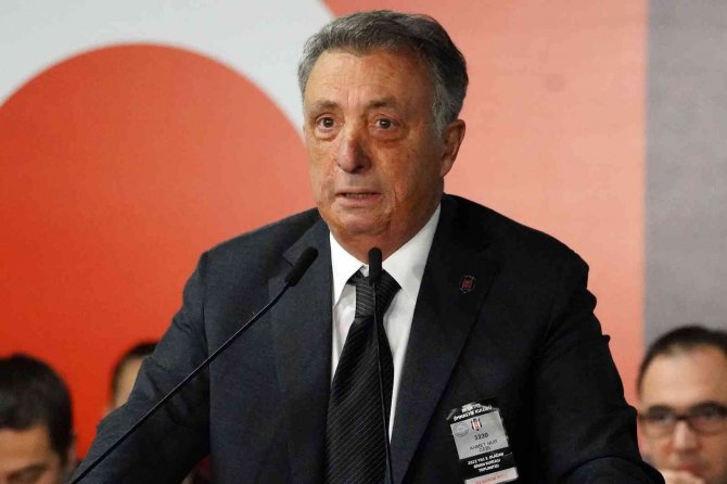 Ahmet Nur Çebi: "Burada ’Burayı Yönetecek Adam Yok’ Demek Yakışık Almadı"