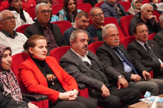 Hayatları Ve Başarılarıyla Engelin Olmadığını Gösterdiler