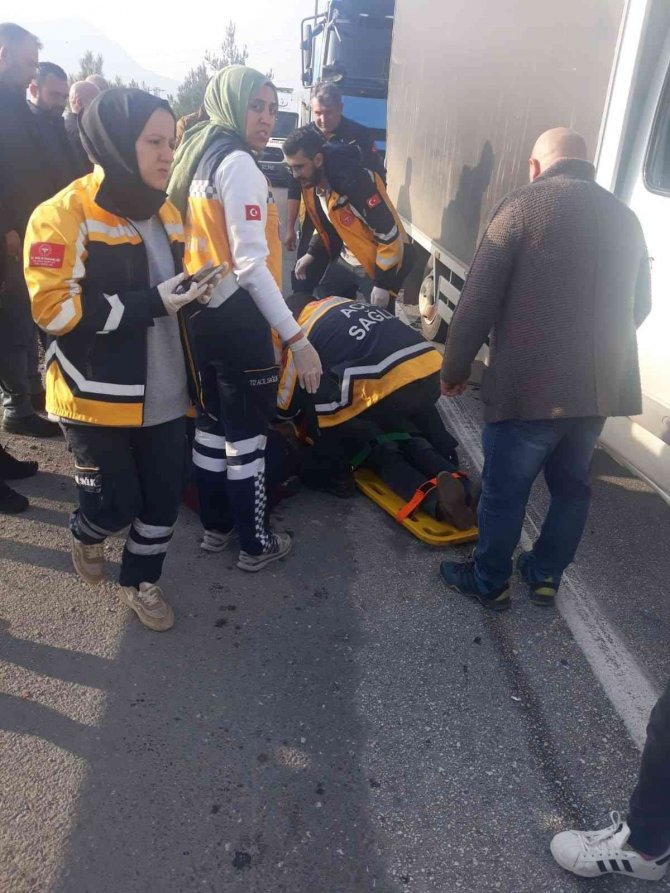 Bilecik’te Zincirleme Trafik Kazasında 2 Kişi Yaralandı
