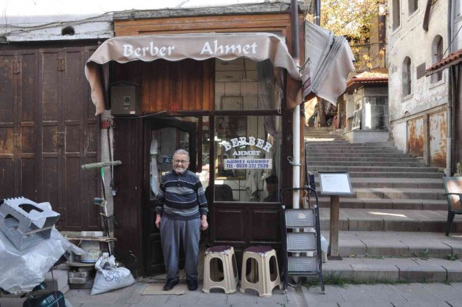 Mudurnu’nun En Yaşlı Berberi