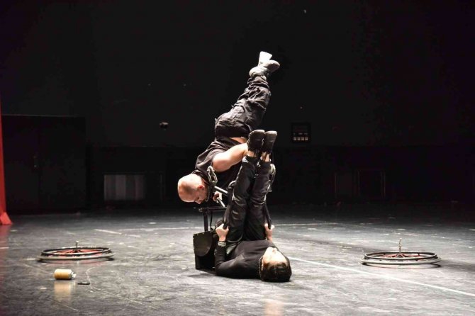 Hayatları Ve Başarılarıyla Engelin Olmadığını Gösterdiler