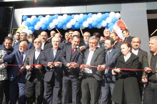 Başkan Şerifoğulları, Vaatlerini Bir Bir Yerine Getiriyor