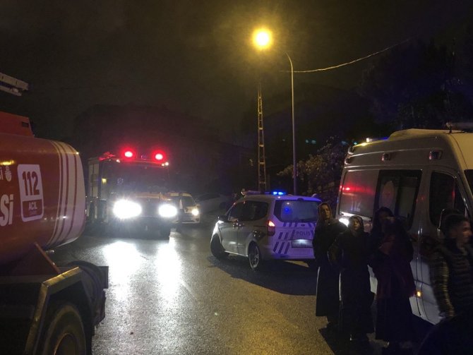 Üsküdar’da Prefabrik Üreten Atölye Alev Aldı