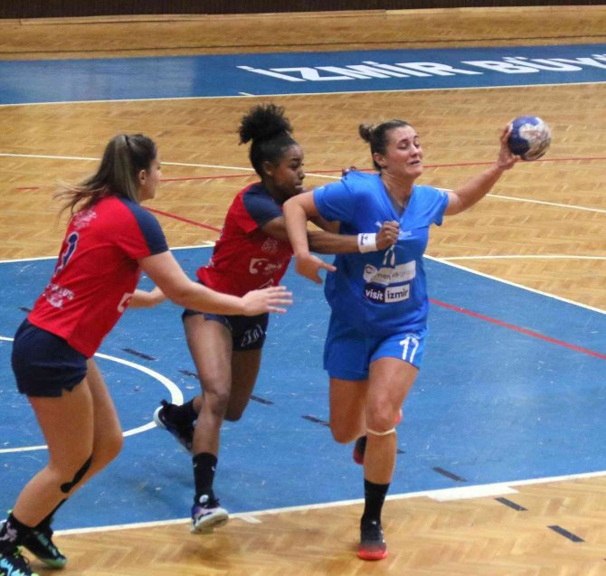 İ̇zmir Büyükşehir Belediyesi Hentbolda Tur Kapısını Araladı