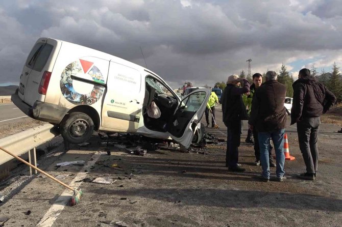 Aracıyla Ters Yöne Girdi, Canından Oldu