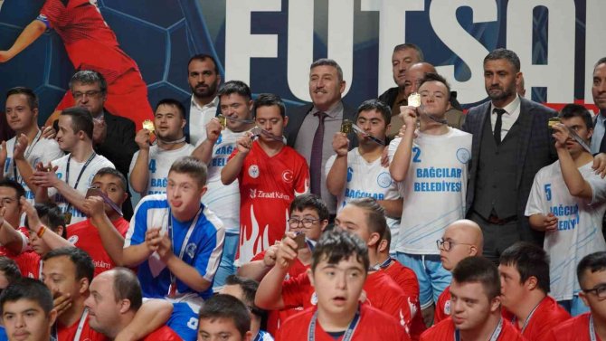 Down Sendromlular Futsal Türkiye Kupası’nı Bağcılar Belediyesi Kazandı