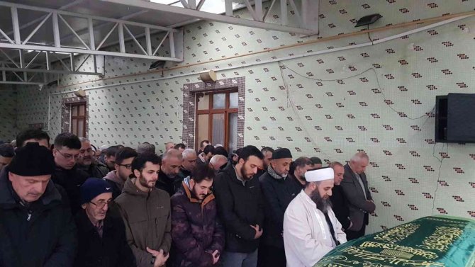 Kazada Hayatını Kaybeden Genç Son Yolculuğuna Uğurlandı