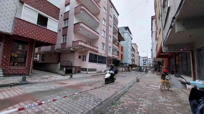 Küçükçekmece’de Kolonu Patlayan Bina İçin Yıkım Kararı