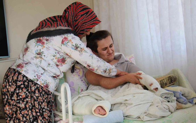 Darp Edilen Cam Kemik Hastası Engelli Gencin Kolu Ve Bacağı Kırıldı