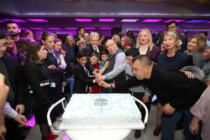 Nilüfer Bizim Ev’in 11. Kuruluş Yıl Dönümünde Gönüllerince Eğlendiler
