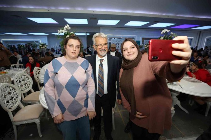 Bizim Ev’in 11. Kuruluş Yıl Dönümünde Gönüllerince Eğlendiler