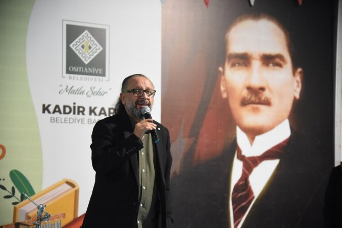 Kitap Fuarında Neşet Ertaş Gecesi