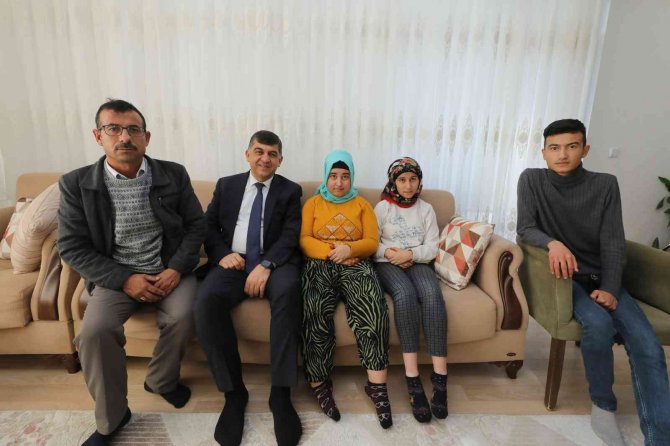 Başkan Fadıloğlu’ndan Önce Tekerlekli Sandalye Sonra Da Ziyaret Sürprizi