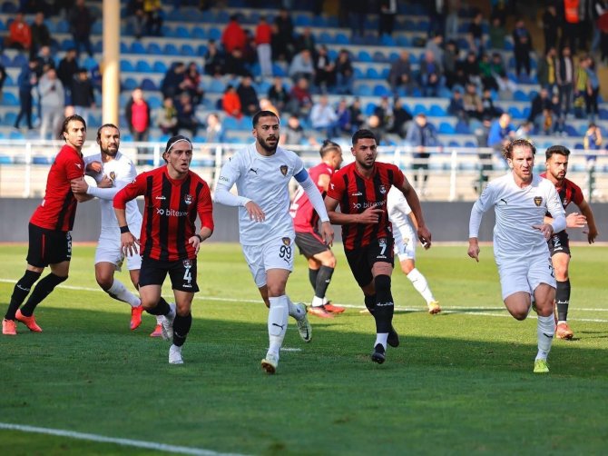 Tff 2. Lig: Bucaspor 1928: 0 - Van Spor Fk: 1