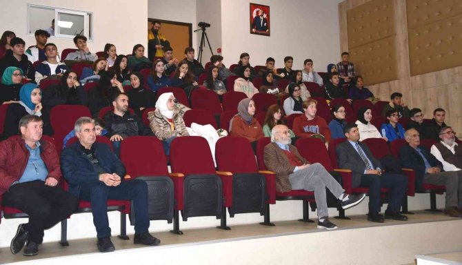 Gülsen Tuncer Ayçar, Altınovalılarla Söyleşide Buluştu