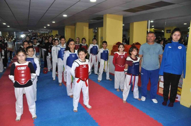İ̇ki Kolu Olmayan Nisanur, Sümeyye Boyacı Gibi Altın Madalya Kazanmak İstiyor