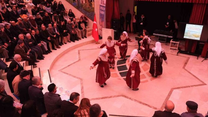 Türkistan’dan Balkanlara, Ahmet Yesevi’den Sücaaddin Veli’ye Erenlerin İzinden Konferansı Yoğun İlgi