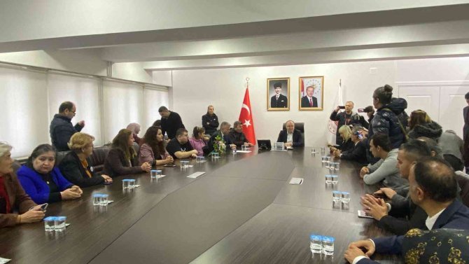 Tutulmaz, "Sevgi Bütün Engelleri Kaldırır"