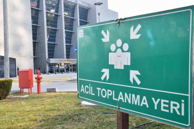 Abb Başkentteki Afet Ve Acil Durum Toplanma Alanlarını Yayınlamaya Başladı