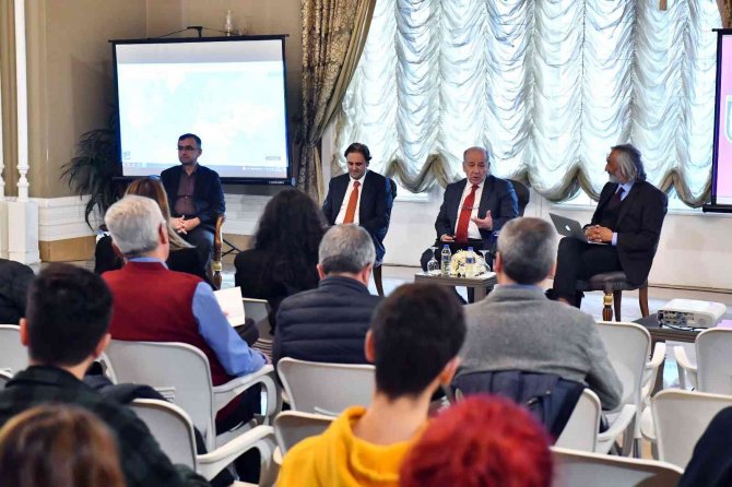 Abb’den “Türk Dünyasında Hukuk, Diplomasi Ve Şehircilik” Konferansı