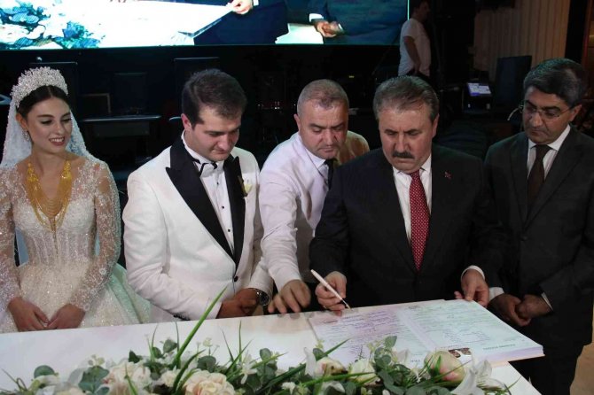 Bbp Lideri Destici Aşiret Düğününe Katıldı
