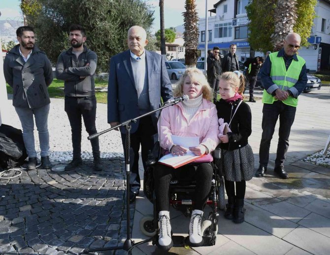 Dünya Engelliler Günü Kuşadası’nda Kutlandı