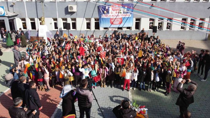 Tarih Yazan Çocuklar, İ̇spir’de