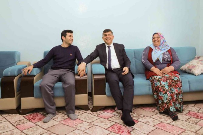 Fadıloğlu, Karayılan’ın Doğum Günü Davetine İcabet Etti