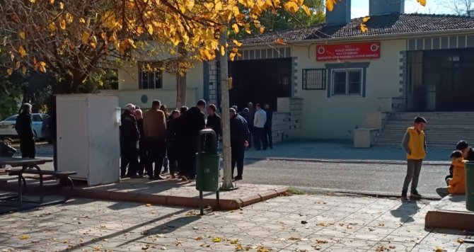 Yolun Karşısına Geçerken Kamyonetin Çarptığı 10 Yaşındaki Çocuk Öldü
