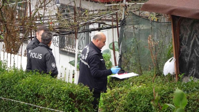 Babasını Döven Kuzenini Öldüren Şüpheli Tutuklandı