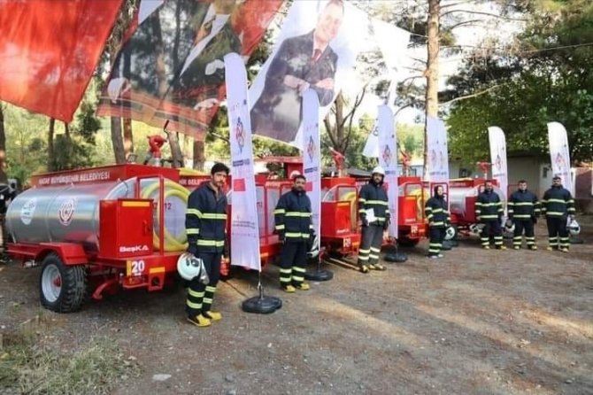 Gönüllü İtfaiyecilere Sertifikaları Verildi