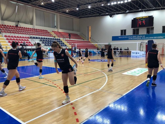 Karşıyaka Voleybol’da Düşüş Devam Ediyor