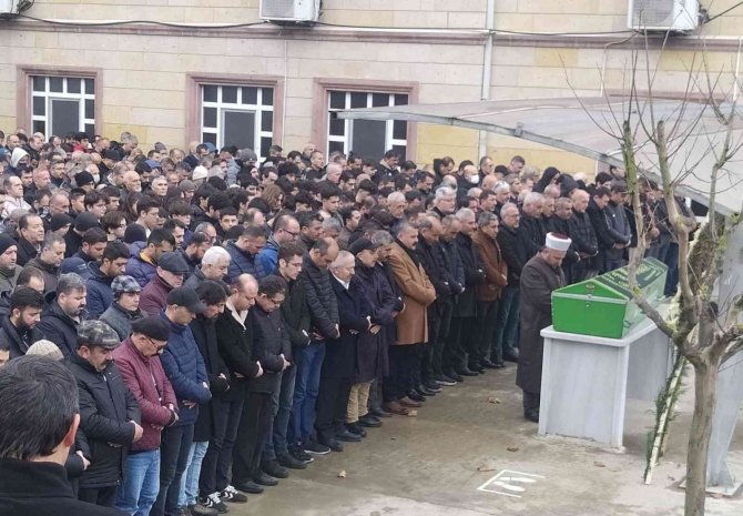 Liseli Genç Kızın Feci Ölümü