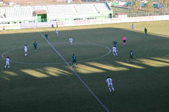 Tff 2. Lig: Sivas Belediyespor: 0 - Düzcespor: 0