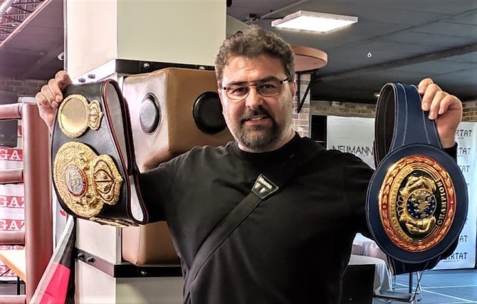 Türk Antrenör Başer, Tyson Fury Maçına Ateş Püskürdü