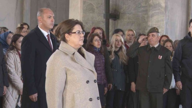 Bakan Yanık: “Türk Kadını, Kendisine Tanınan Haklara Sonuna Kadar Hak Ederek Kavuşmuştur”