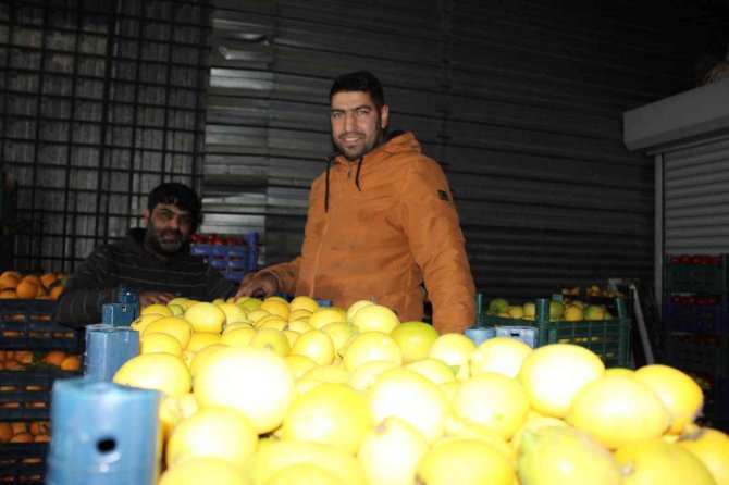 Aydın’da Pazarların En Rağbet Gören Ürünü Limon Oldu