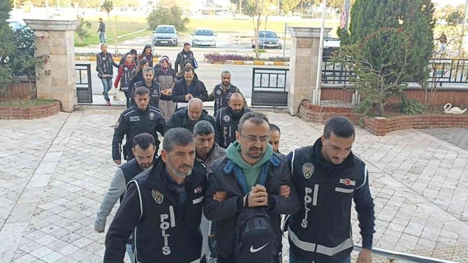 Aydın’daki Fetö Operasyonunda 7 Tutuklama